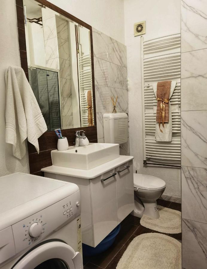 Pale City Center Apartment ภายนอก รูปภาพ